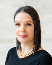 Headshot of Lindsay Ward